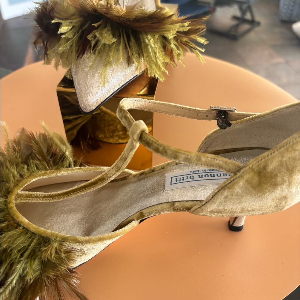 Italian Couture luxury shoes. The Abbey by designer Shannon Britt. NWOT - Picture 8 of 10